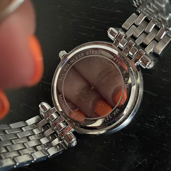 Michael Kors Watch - Picture 7 of 7